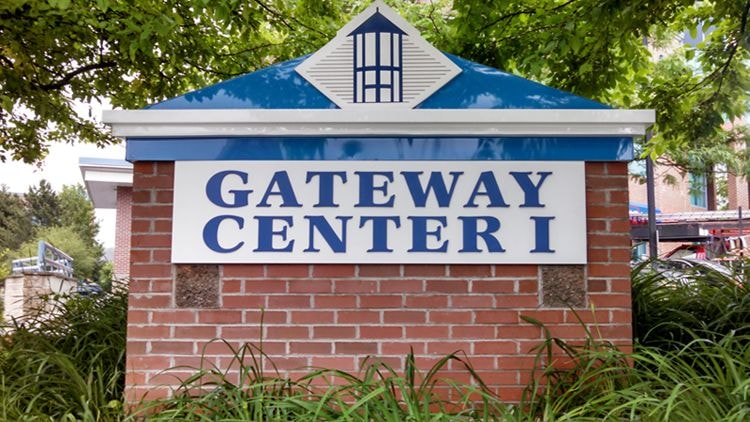 Plaza brick monument sign NH Boston Plaza brick monument sign NH Boston